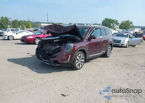 2022 Kia Telluride S z USA, uszkodzony, nr VIN 5XYP6DHC1NG196874